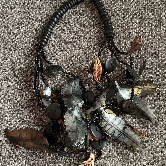 COPY - 🦋🦋NOT SOLD🦋🦋EUC Beautiful necklace - Picture 4 of 4